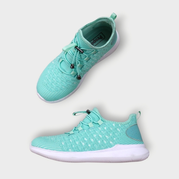 Propet Women's Travelbound Sneaker Icy Mint Walking Casual Size 6 X (2E) - Picture 1 of 10